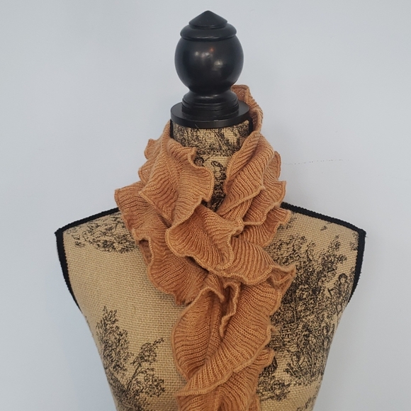 Ruffled Scarf - Picture 3 of 8